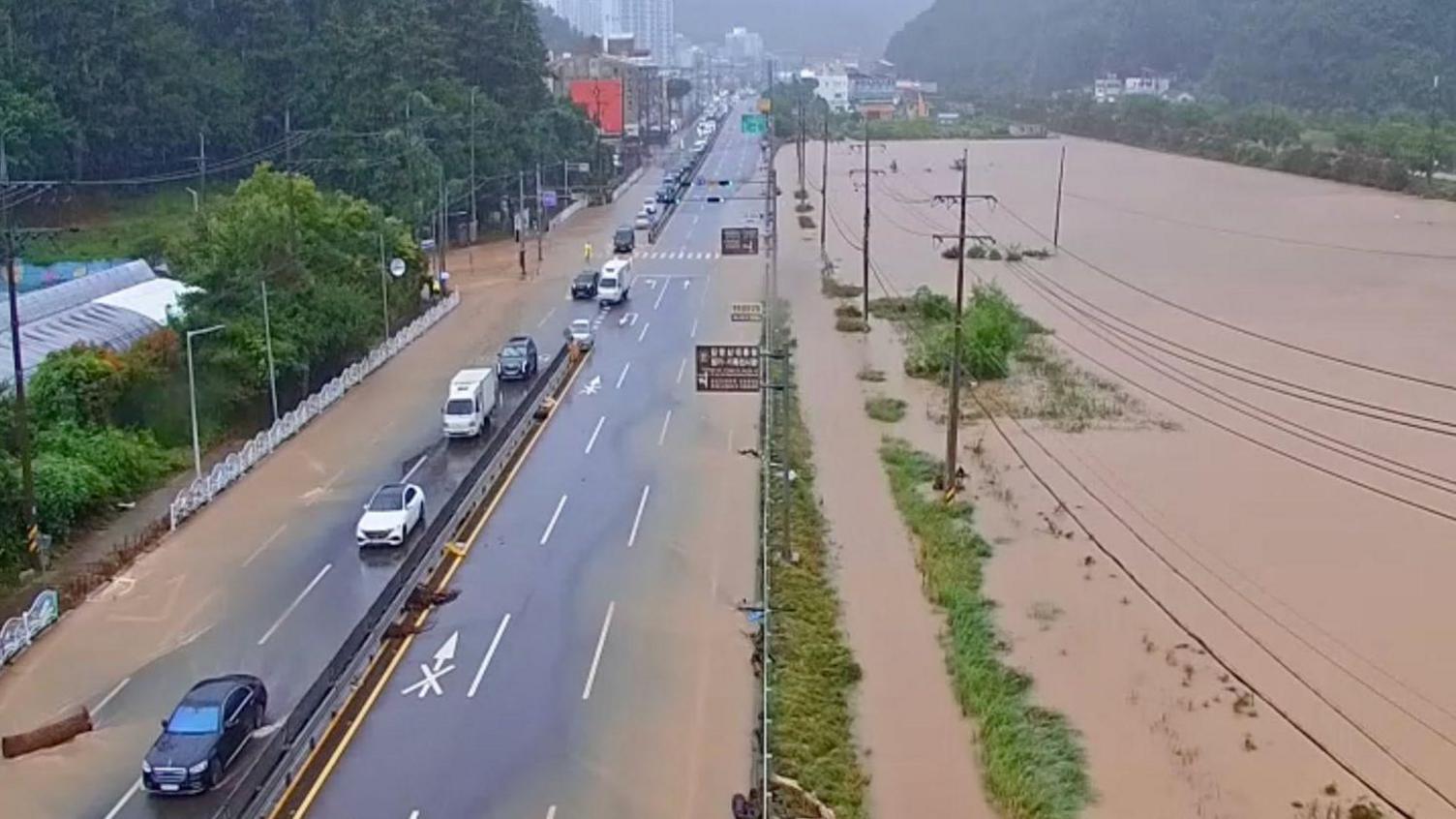 Record Rain Drenches South Korean City Geoje, Triggering a Landslide and Fatality