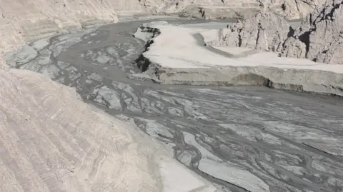 Iran Implements Cloud Seeding Amid Severe Drought Crisis