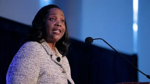 Supreme Court Challenges Trump's Move to Fire Federal Reserve Governor Lisa Cook