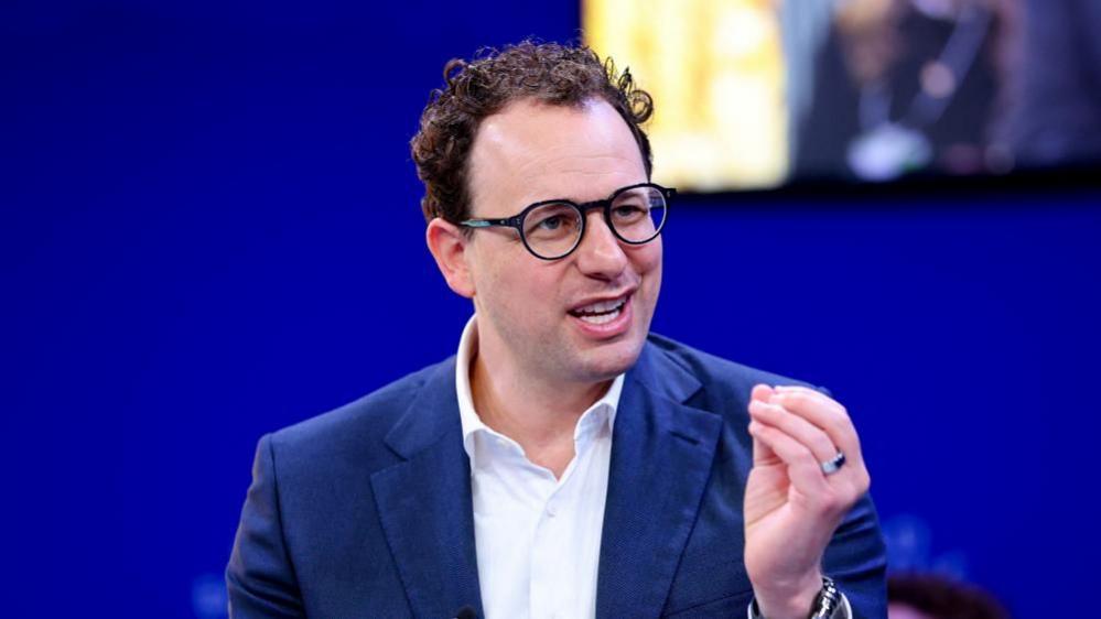 Anthropic CEO Calls for Slow‑Paced AI Development Amid Existential Risk