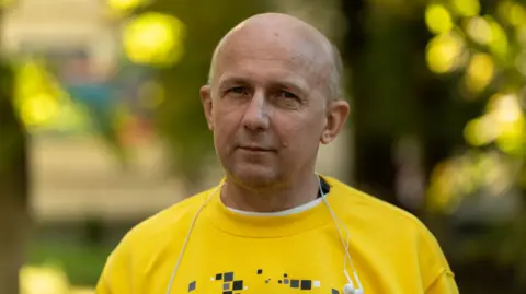 Surviving Captivity: The Chilling Tale of a Released Ukrainian Journalist