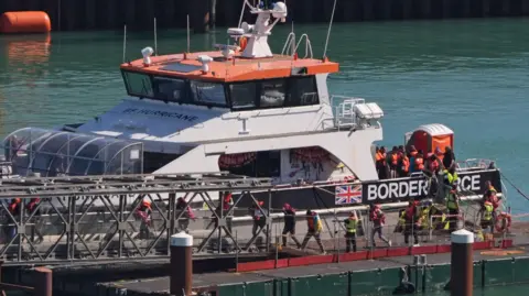 Eritrean Man Secures Temporary Stay Against Removal to France Amid Controversial Migration Deal