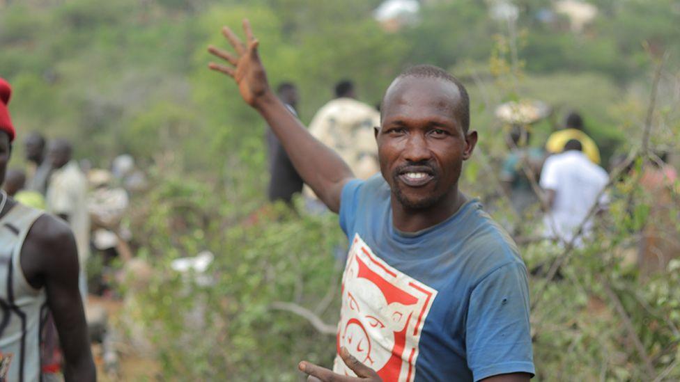 Gold Discovery Sparks Rush in Rural Kenyan Village