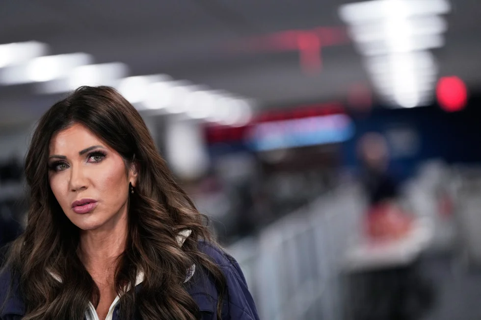 Senator Calls for Investigation After Fatal Shooting by Border Patrol Officer