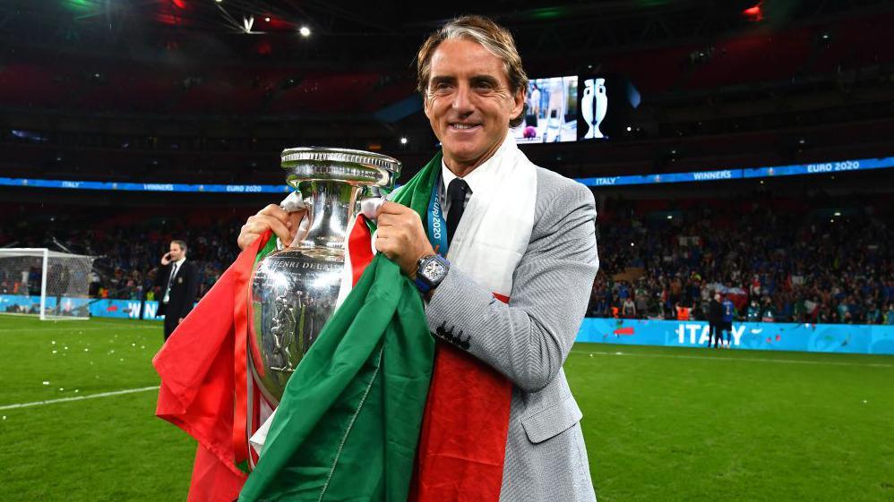 Roberto Mancini Reappointed as Italy’s Head Coach Amid Pirlo Fallout