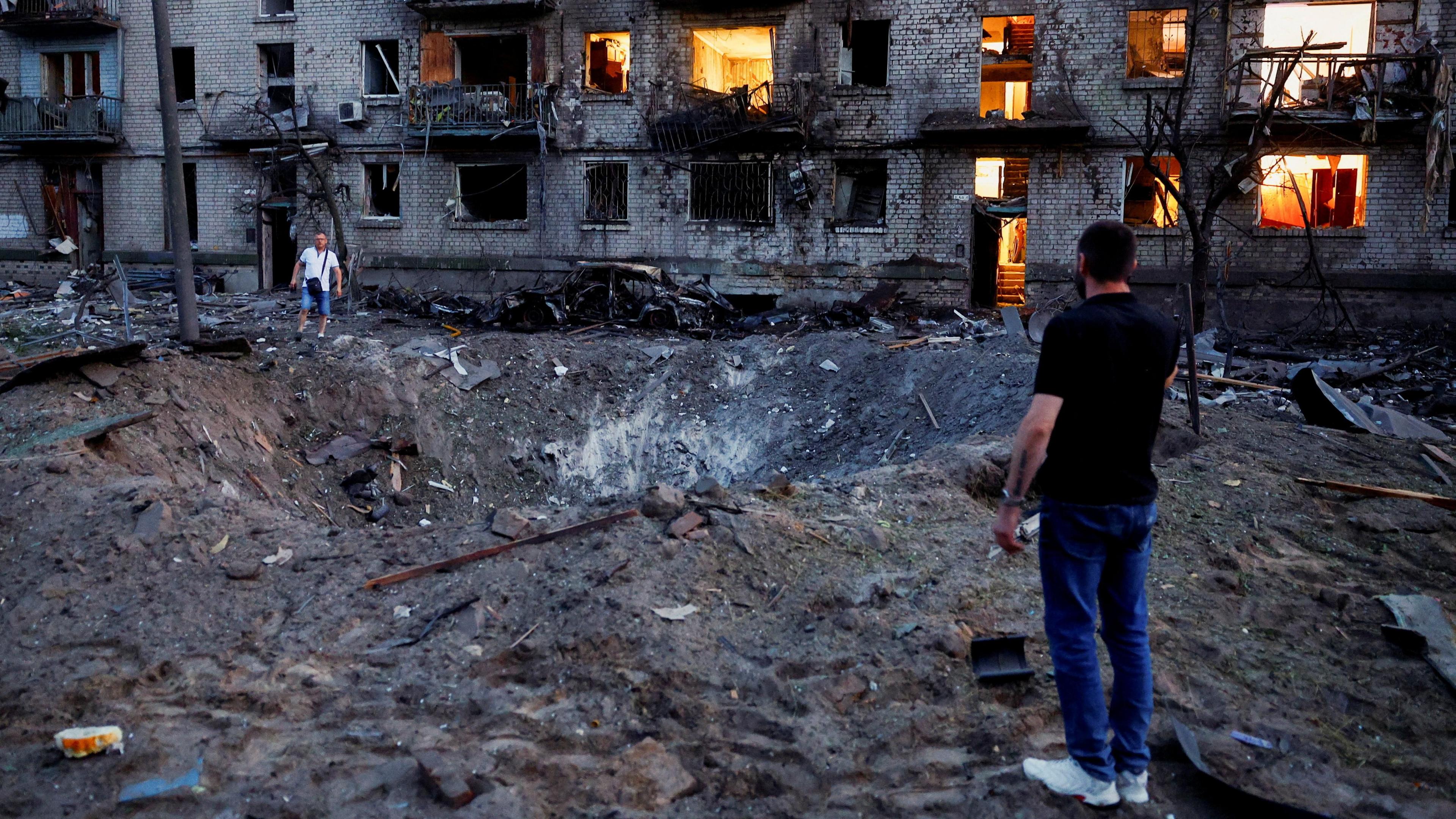 Russia Launches ‘Most Massive’ Drone and Missile Attack on Kyiv, Killing 30