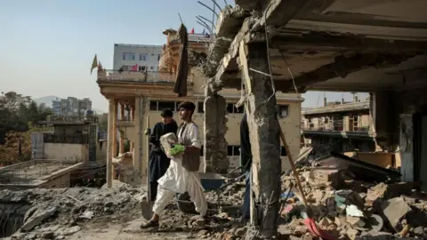 Ceasefire Reached Between Taliban and Pakistan After Deadly Clashes