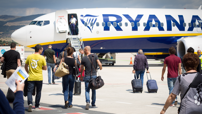 Ryanair’s Profits Plunge as Middle‑East Conflict Drives Jet Fuel Costs