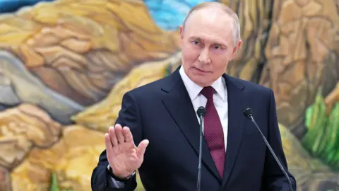 Putin Reaffirms Territorial Demands Amid Upcoming US Talks in Moscow