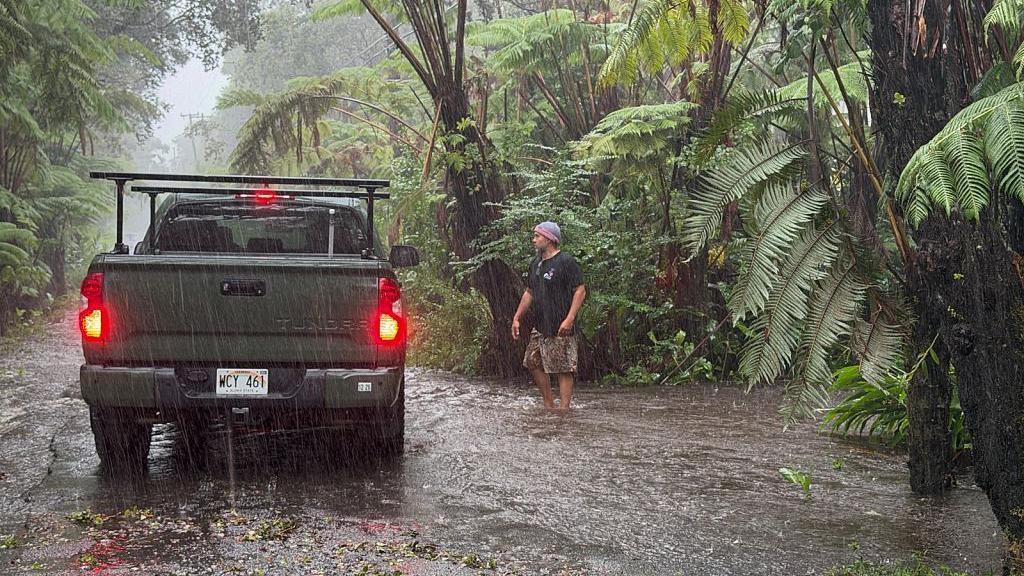 Hurricane Lala Destroys Homes on Hawaii’s Big Island