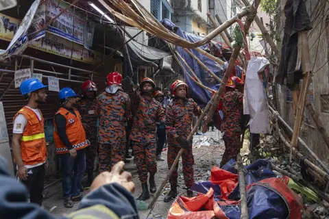 Tragedy Strikes Bangladesh: Five Lives Lost in Powerful Earthquake