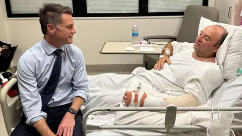 Acts of Valor Amidst Chaos: Heroic Responses to Bondi Beach Terror Attack