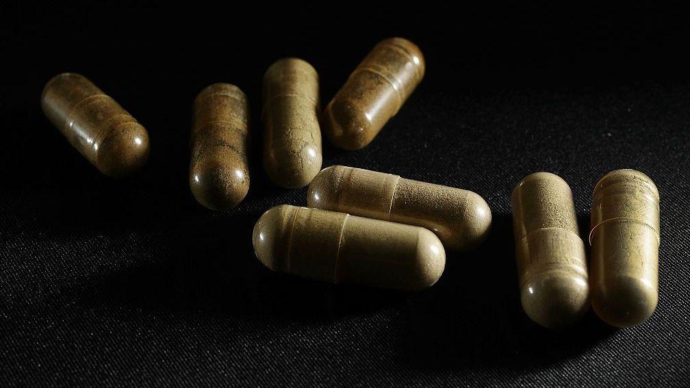 Father‑Son Team Arrested Over Kratom‑Linked Student Deaths in Mississippi