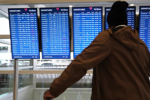 US Air Traffic Faces Major Disruptions Amid Government Shutdown