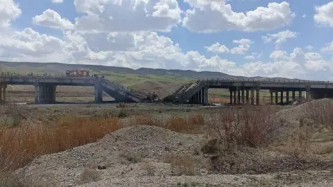 Amid Tensions, Iranians Question Prospects for US Deal During Fragile Ceasefire