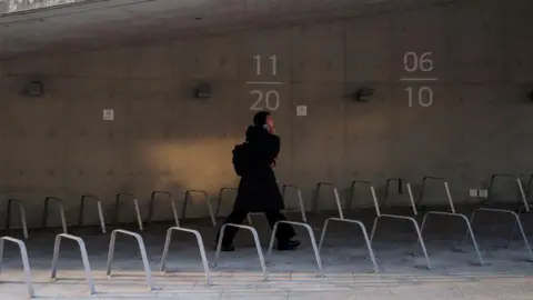 South Korea Innovates with Real-Time Stalker Tracking App for Victims