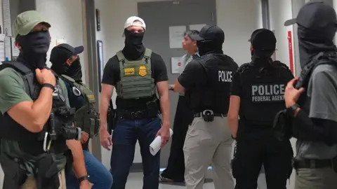 California Implements Ban on Mask-Wearing for Law Enforcement
