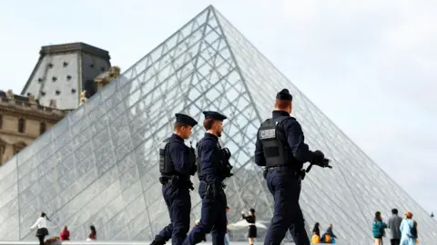 Criticism Mounts Against Louvre for Prioritizing Art Purchases Over Security