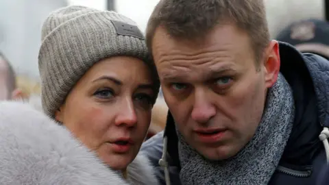 New Allegations Emerge: Alexei Navalny Poisoned in Prison, His Widow Claims