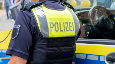 Germany Detains Alleged Hamas Operatives Planning Attacks on Jewish Targets