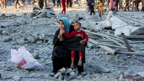 Pandemonium in Gaza Following Trump's Reaction to Hamas' Peace Proposal