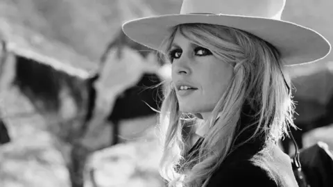 Brigitte Bardot Foundation Alerts Public to Scam Memorabilia Fundraising Efforts