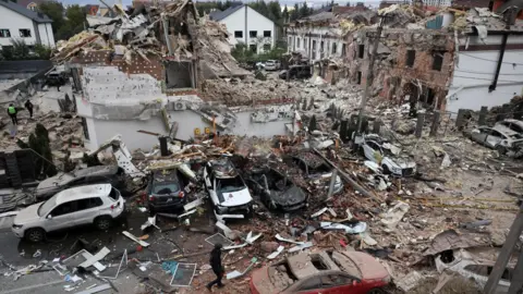 Massive Russian Attack on Kyiv Claims Lives and Injures Many