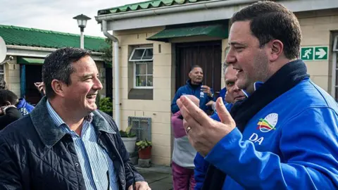 DA Leader Demands Sacking of Agriculture Minister Amid Outbreak Fallout