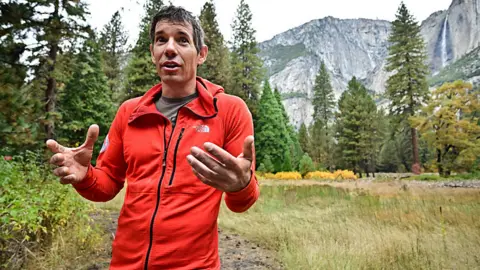 Alex Honnold Postpones Ambitious Taipei 101 Climb Due to Rain