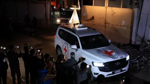 Hamas Returns More Bodies of Deceased Hostages Amid Ceasefire Tensions
