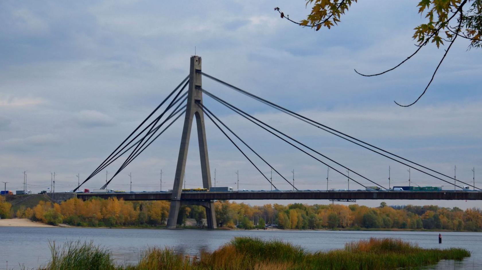 Russia Strikes Kyiv's Northern Bridge, Mayor Reports Damage