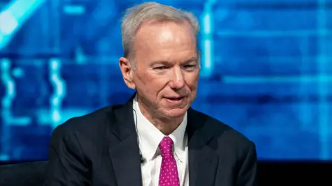 Eric Schmidt Faces Backlash from Graduates Over AI Discussion
