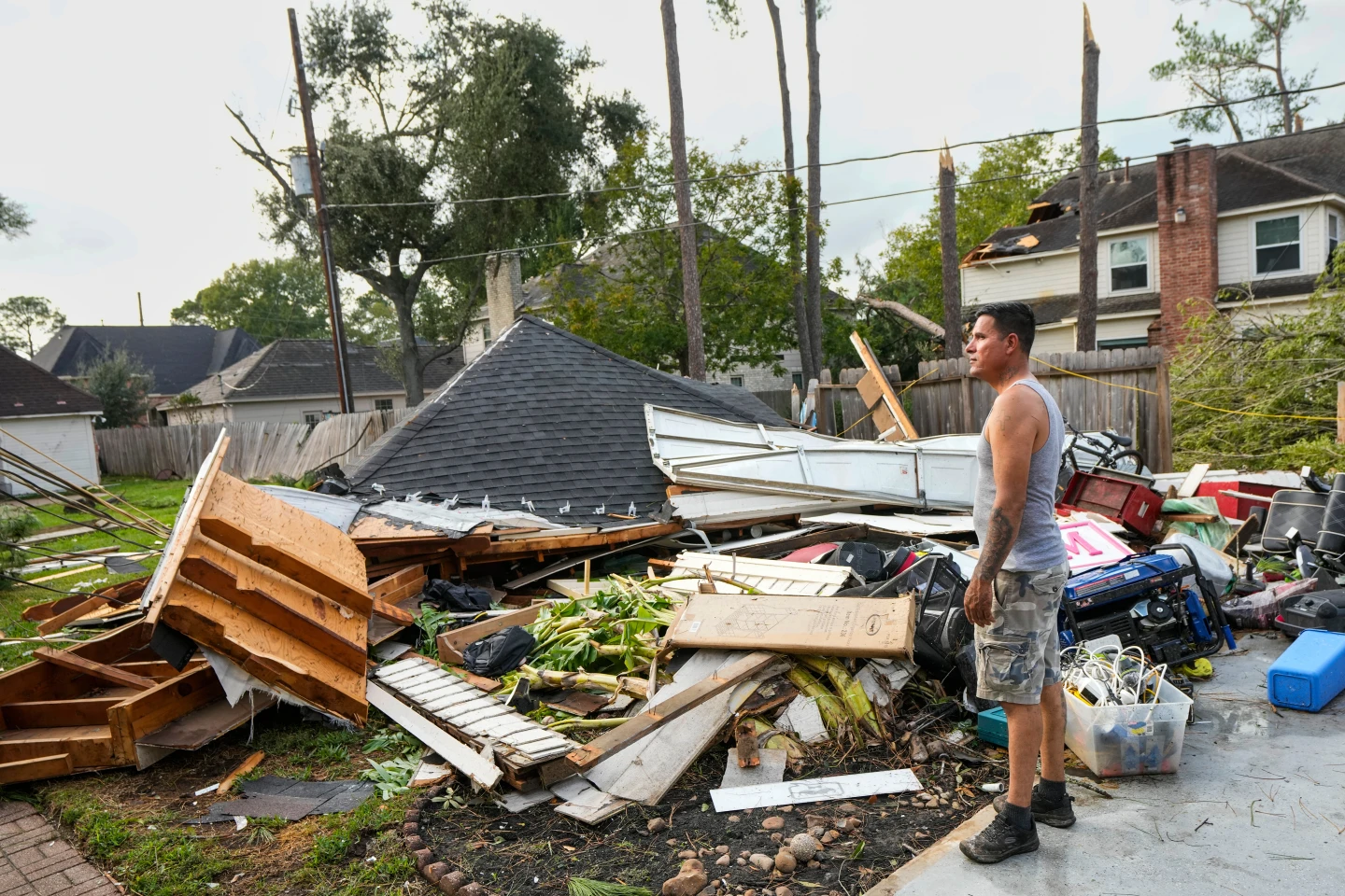 Tornado Strikes North of Houston, Leaving Damage in Its Wake