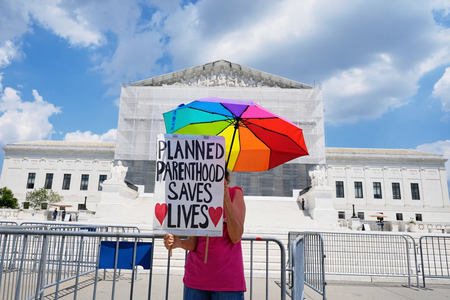 Legal Challenges Loom Over Planned Parenthood's Medicaid Reimbursement Cuts