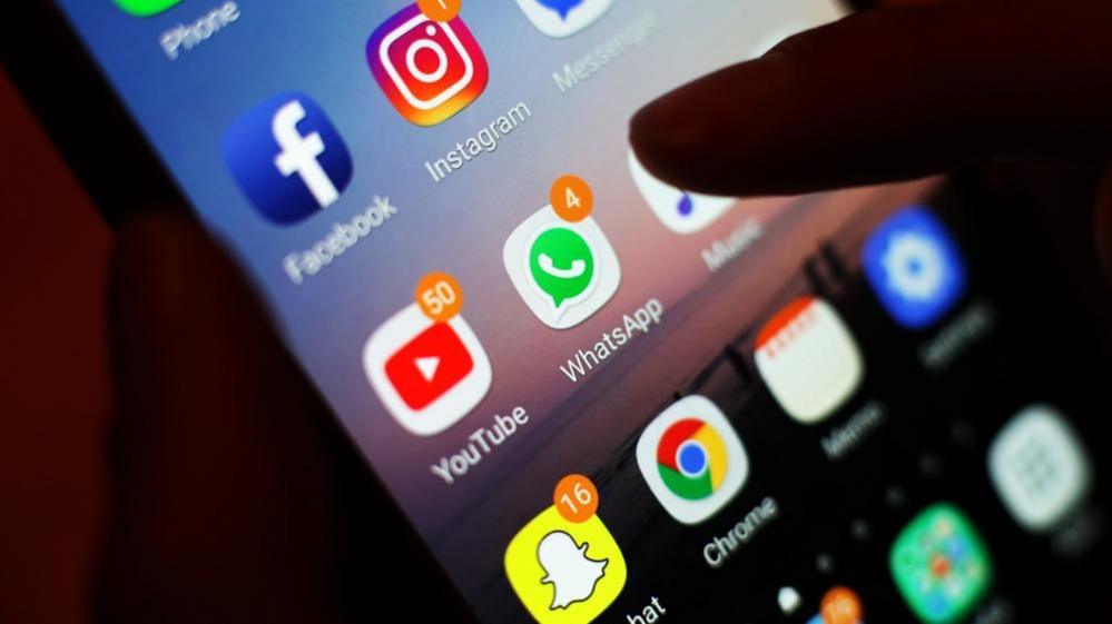 Gabon Restores Social Media After Eight-Month Ban, Easing Tensions