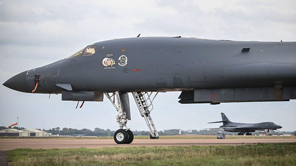 US Withdraws B‑1 Bombers from RAF Fairford After Iran‑Backed Threat, UK Deems Base Secure