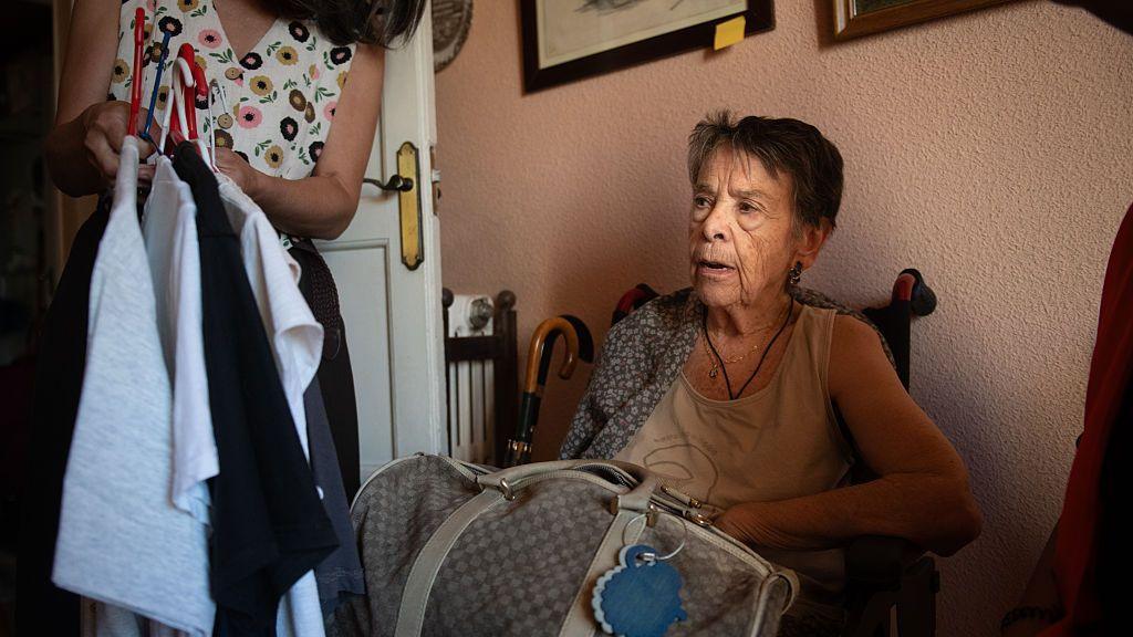 Elderly Madrid Eviction Sparks Nationwide Protests: The Death of Maricarmen Abascal