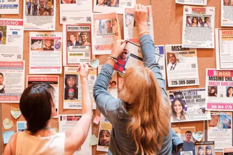 CrimeCon 2026: True‑Crime Enthusiasts Meet Reality, Families and the Ethics of Fascination