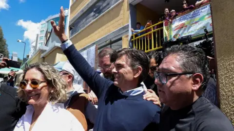 Rodrigo Paz Wins Bolivian Presidency, Signaling Shift from Socialism to Centrist Leadership