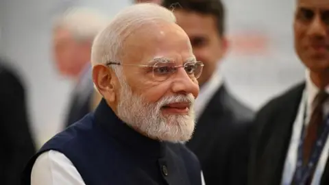 India Rejects Trump's Claim of Oil Purchase Agreement with Russia