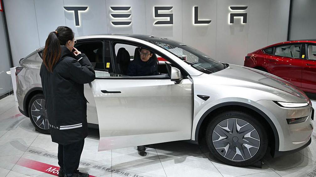 China’s Massive Vehicle Recall Highlights the Danger of Hidden Door Handles