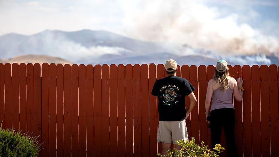 Reno Wildfire Update: Hawks Fire Near Reno Reaches 27% Containment
