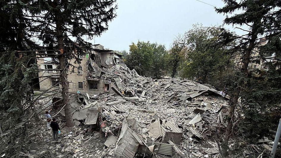 Russian glide‑bomb strikes hit Zaporizhzhia, 15 killed