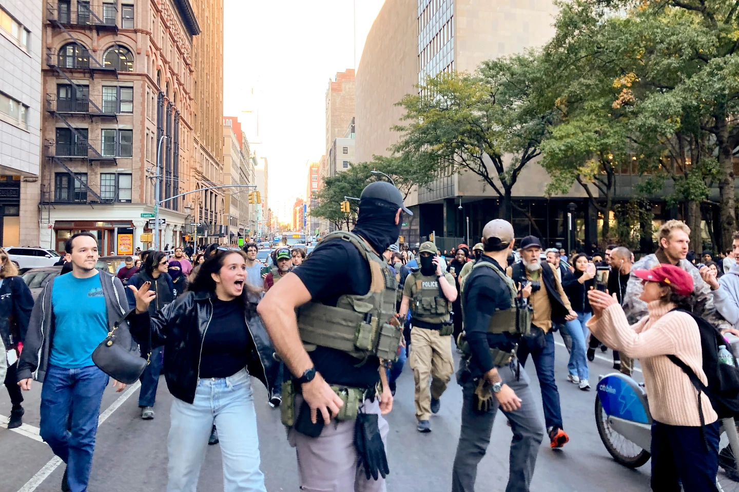 Chaos Erupts in NYC as ICE Targets Vendors on Canal Street