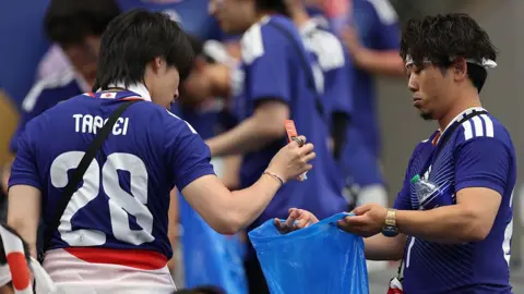 Japanese Stadium Cleanups Face Home‑Side Controversy