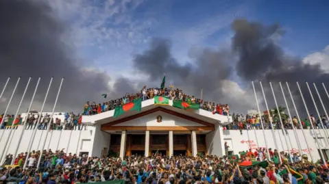 Tarique Rahman Returns to Bangladesh for Pivotal Elections Post-Uprising