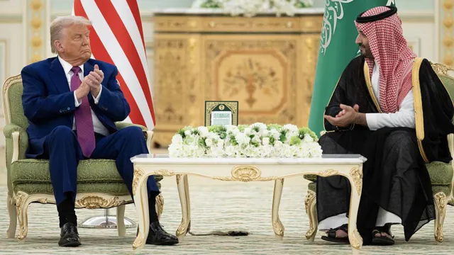 US Moves Forward with F-35 Jet Sales to Saudi Arabia Amid Crown Prince's Visit