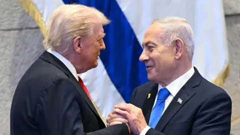Trump Proclaims 'A New Dawn for the Middle East' in Historic Knesset Address
