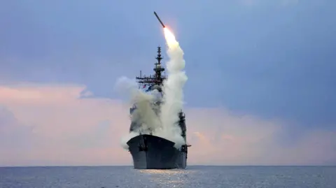 Trump Considers Sending Tomahawk Missiles to Ukraine Amid Intensifying Conflict