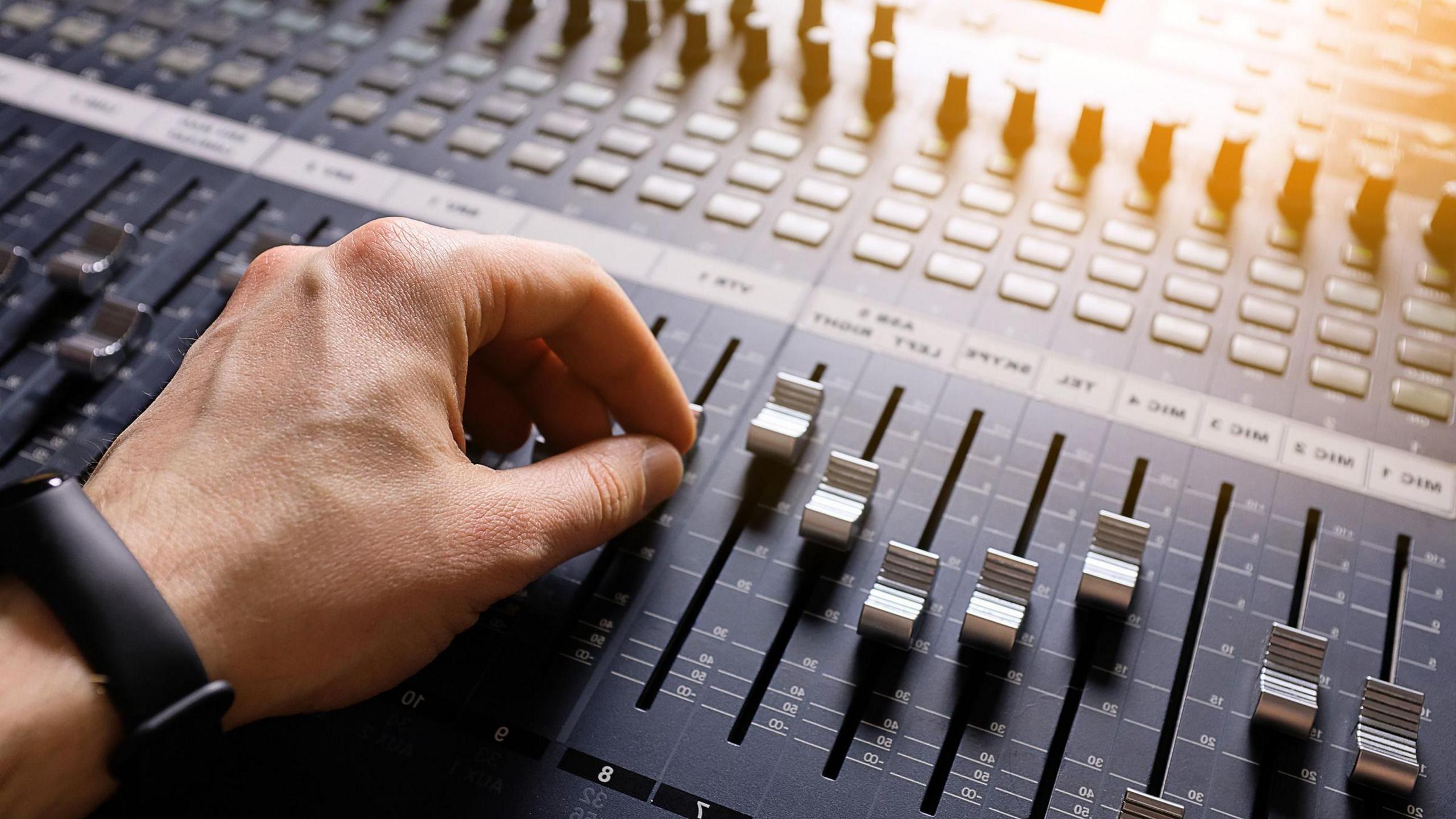 Australia Bans AI‑Generated Songs From Official Music Charts